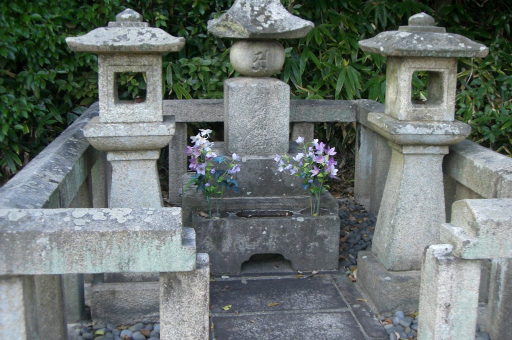 任助親王御墓 一般社団法人はつかいち観光協会