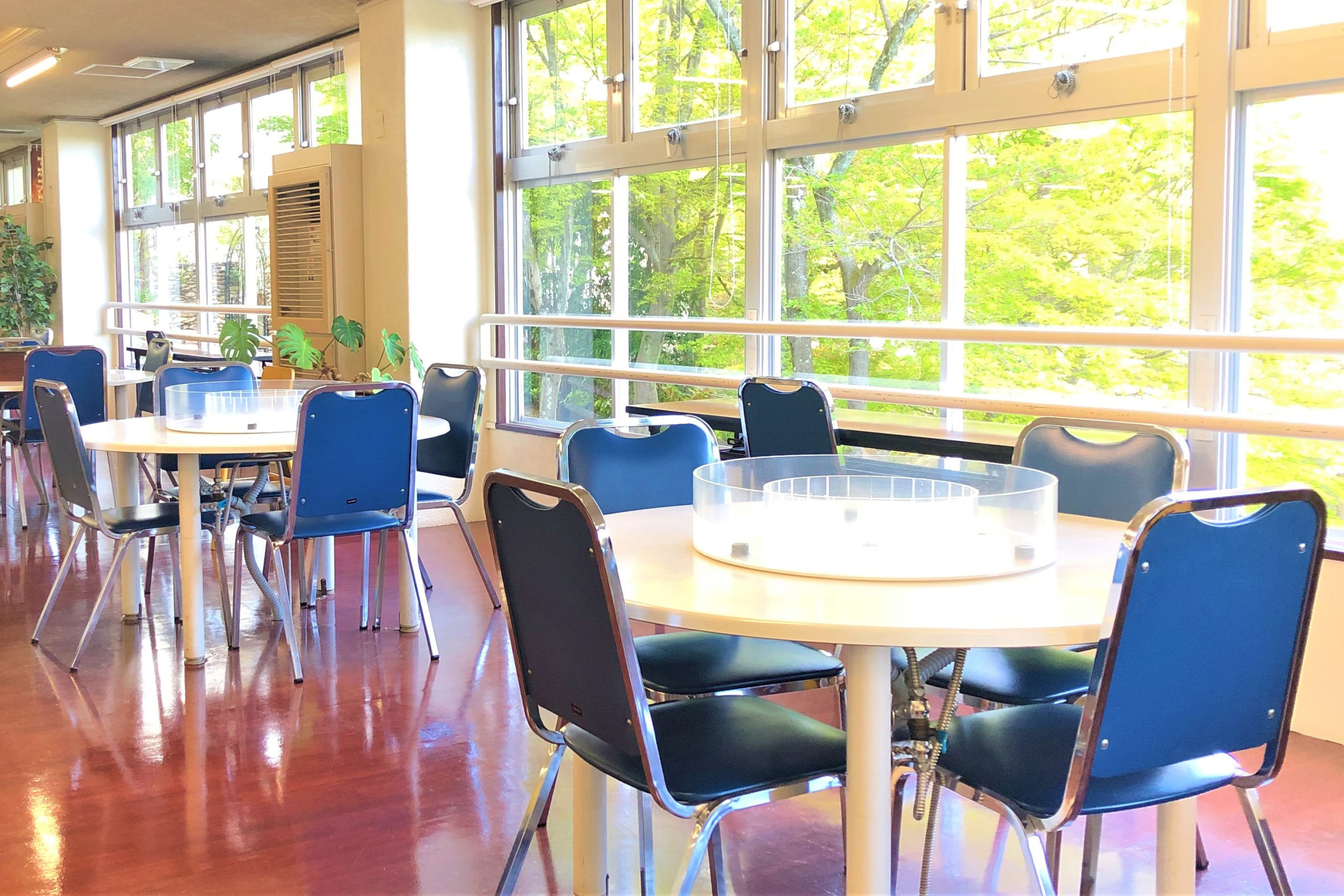 杜の休憩所 - 一般社団法人はつかいち観光協会